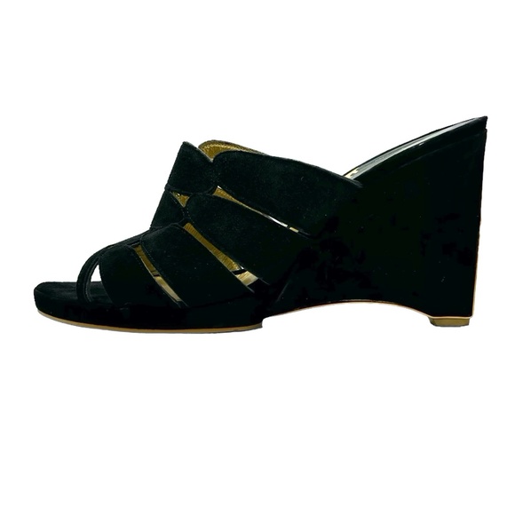 CHARLES JOURDAN PARIS BLACK SUEDE & GOLD METAL WEDGES SIZE 8.5M - Picture 1 of 15